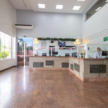 Diroma Fiori Hotel - Bvtur Caldas Novas Exteriör bild