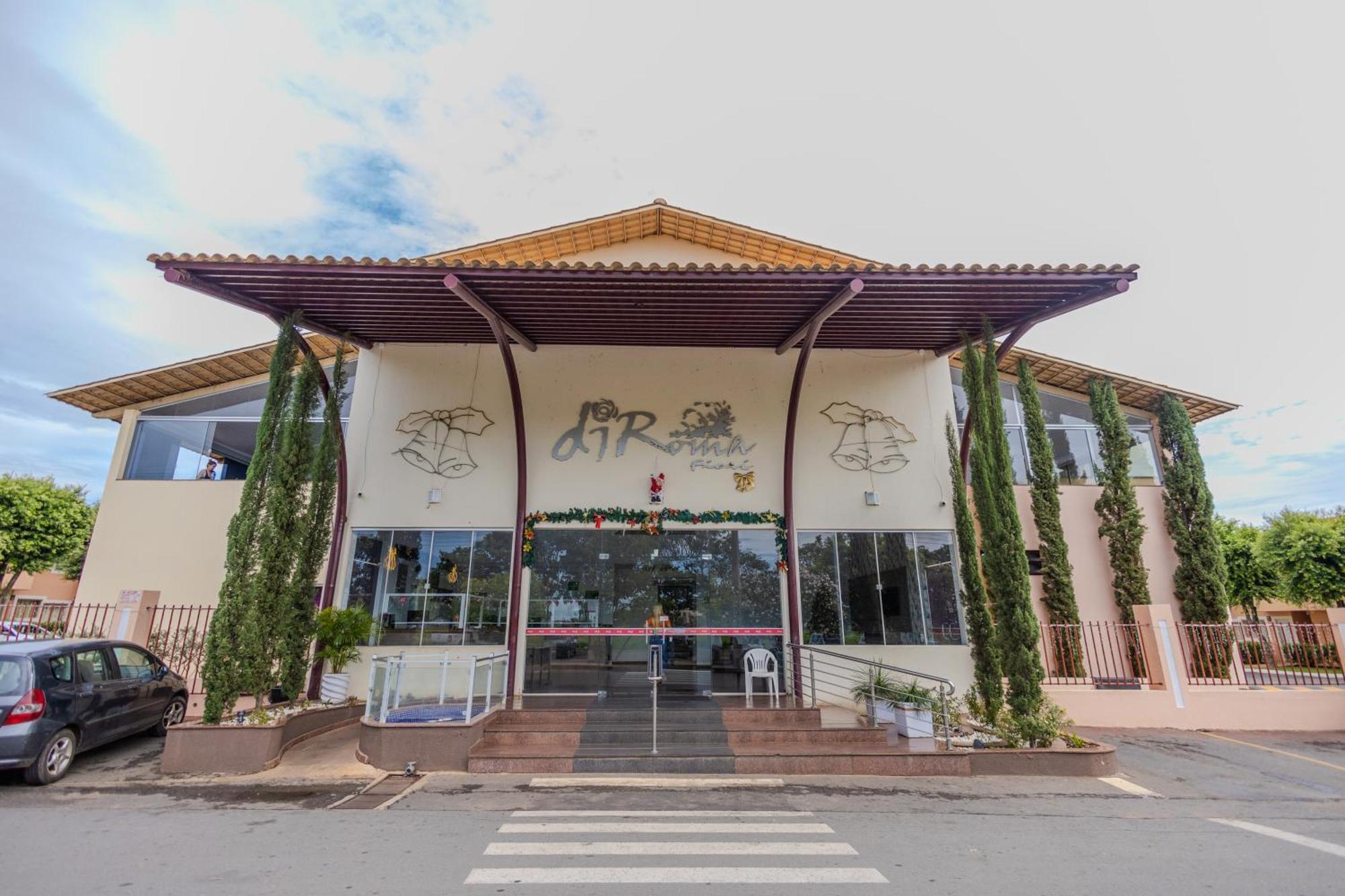 Diroma Fiori Hotel - Bvtur Caldas Novas Exteriör bild