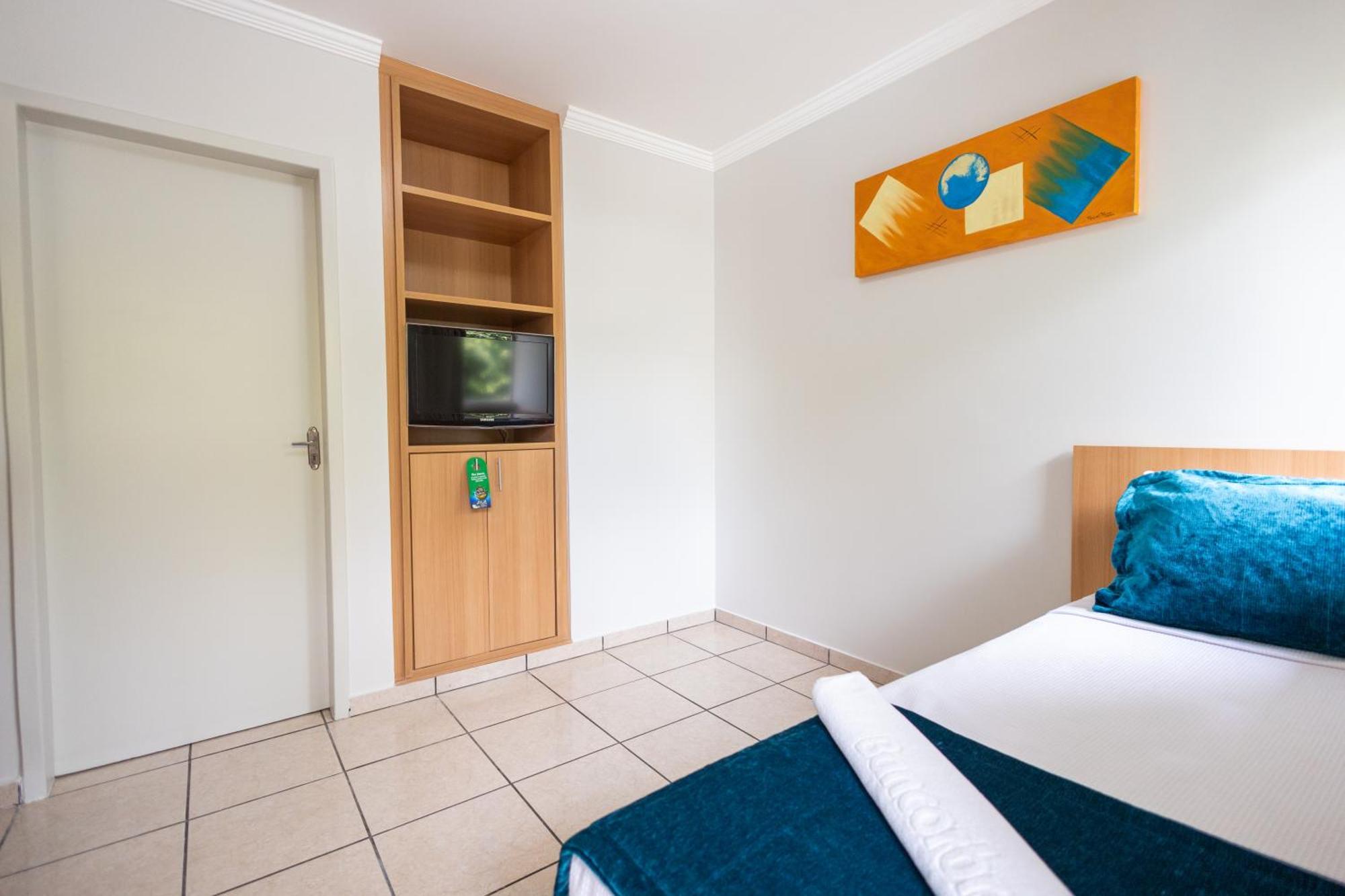 Diroma Fiori Hotel - Bvtur Caldas Novas Exteriör bild