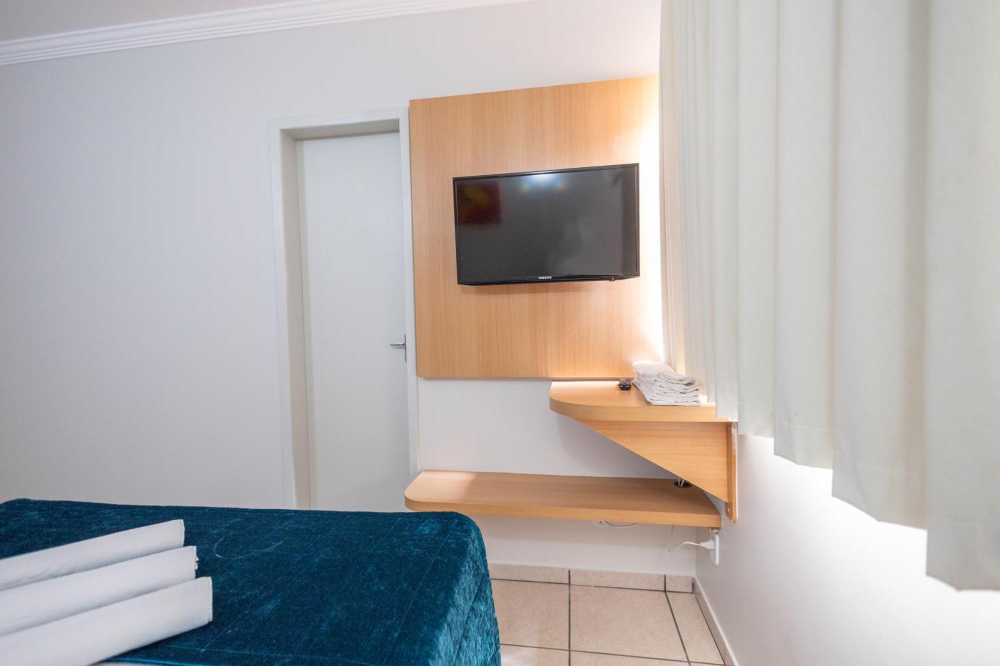 Diroma Fiori Hotel - Bvtur Caldas Novas Exteriör bild